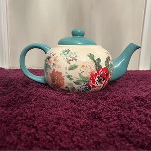 Pioneer Woman Teapot